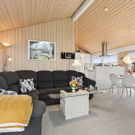 With Indoor Near The Sea *