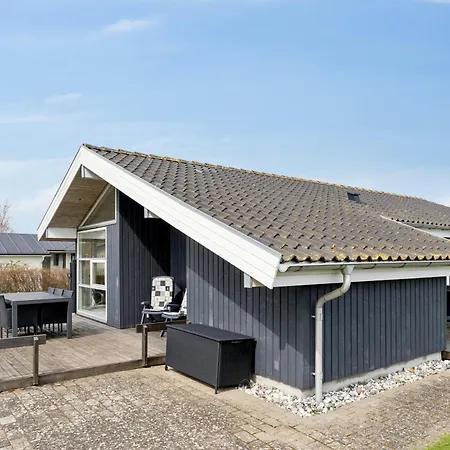 With Indoor Near The Sea Sonderby (Midtjylland)